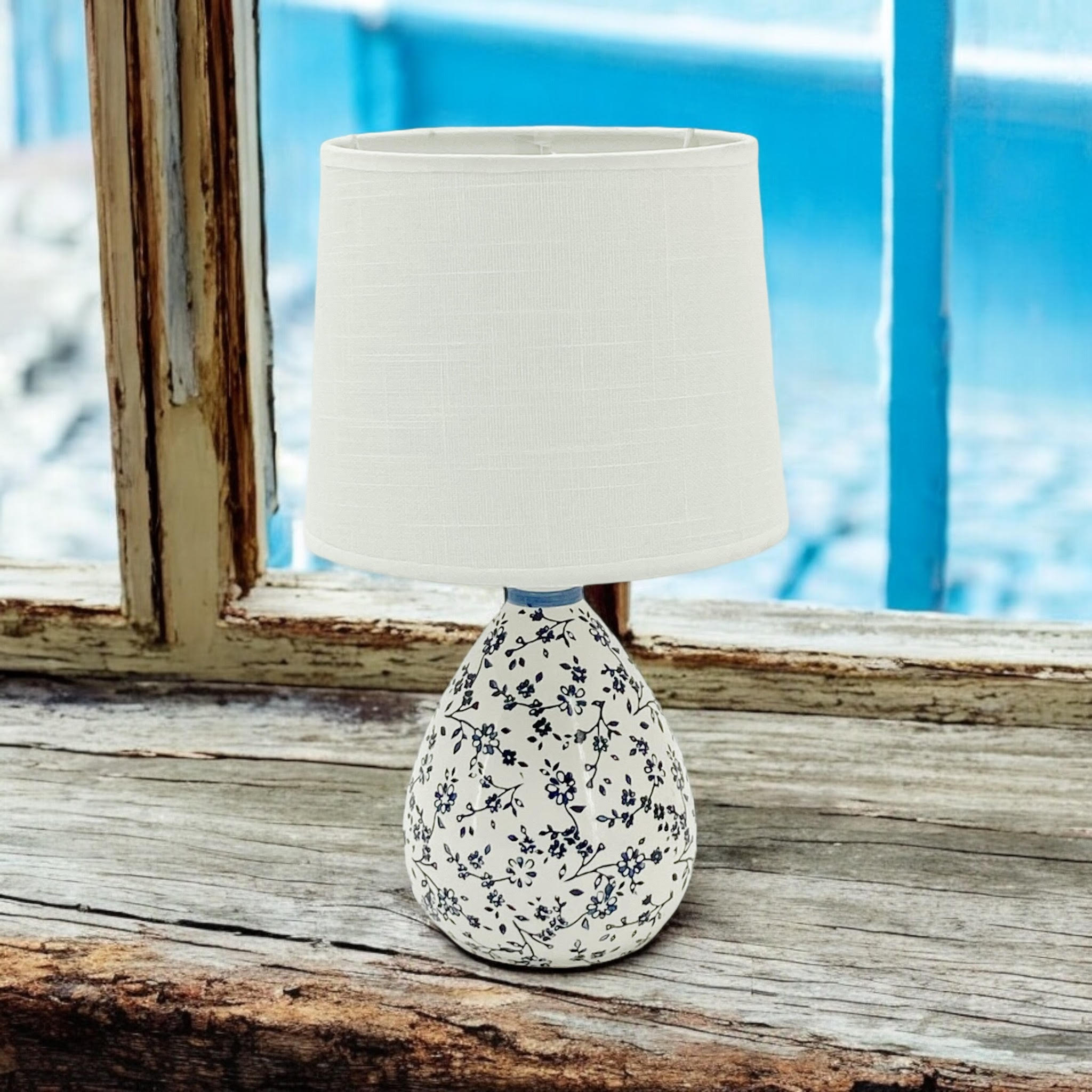 Traditional Ceramic Table Lamp with Shade | 37cm | Braxby