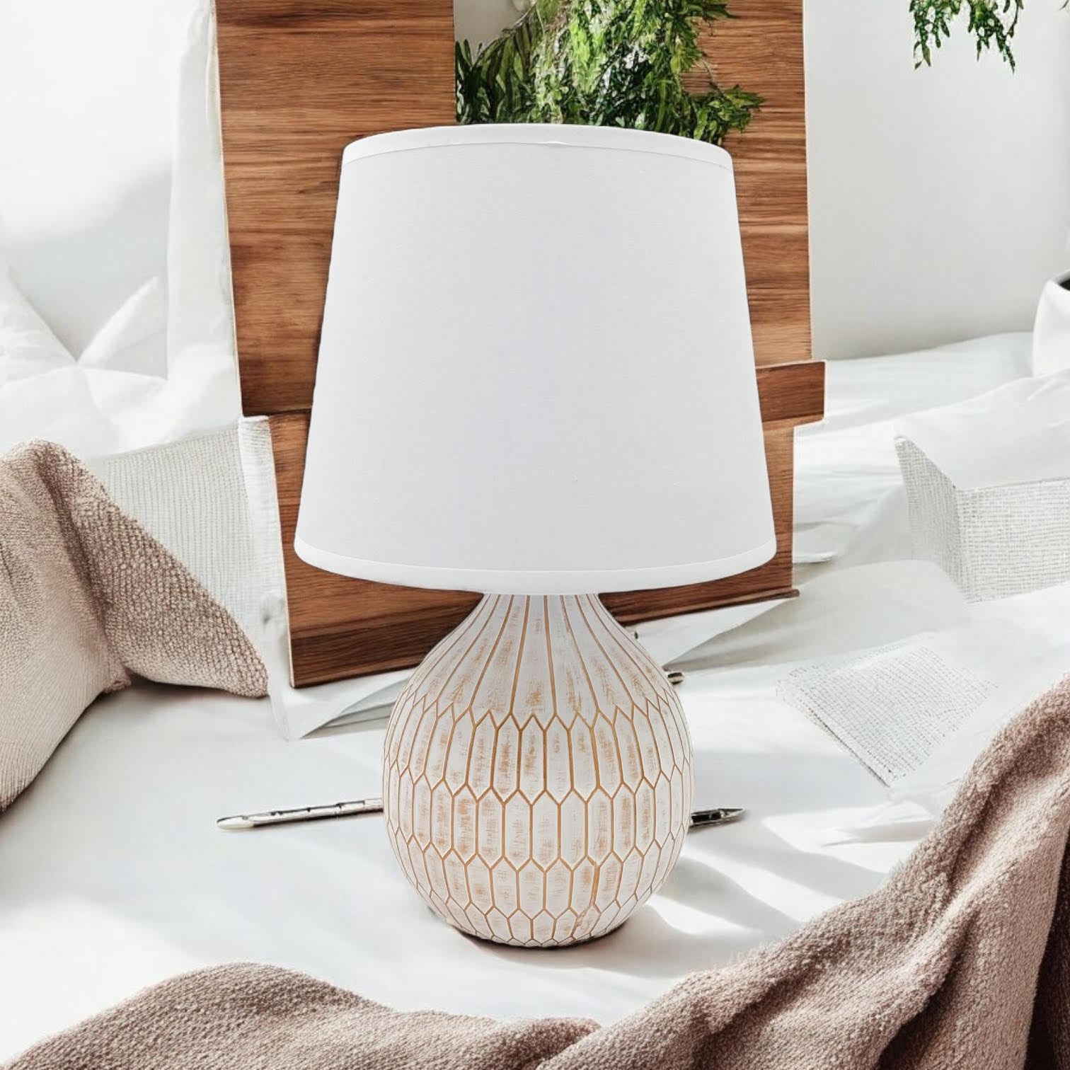 Traditional Ceramic Table Lamp with Shade | 36cm | Braxby